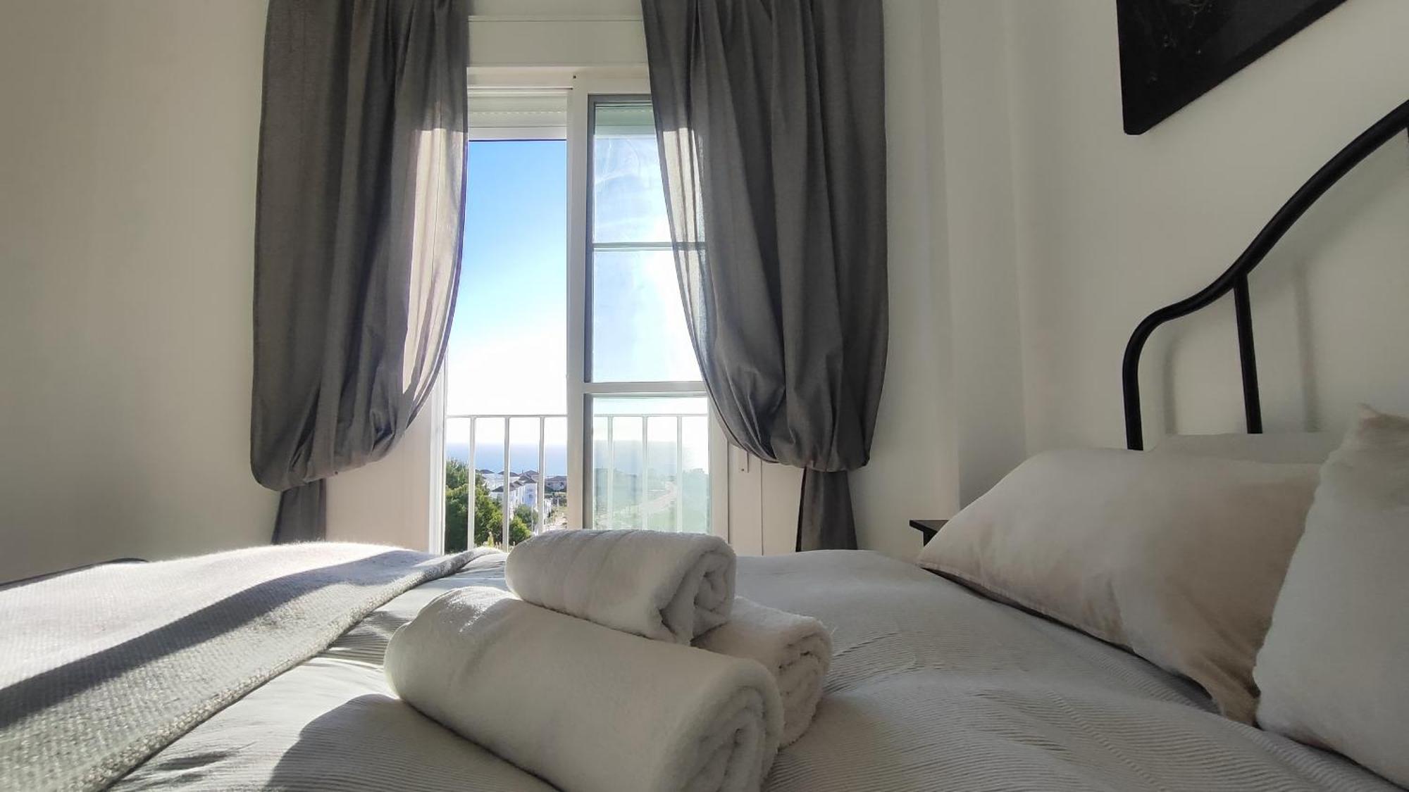 Apartamento Atico Familiar Vistas Al Mar Manilva Exterior foto